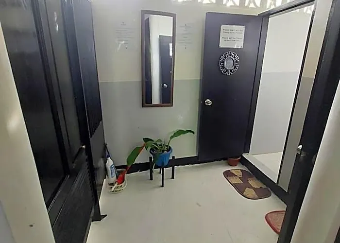 Maui's Place Hostel *
